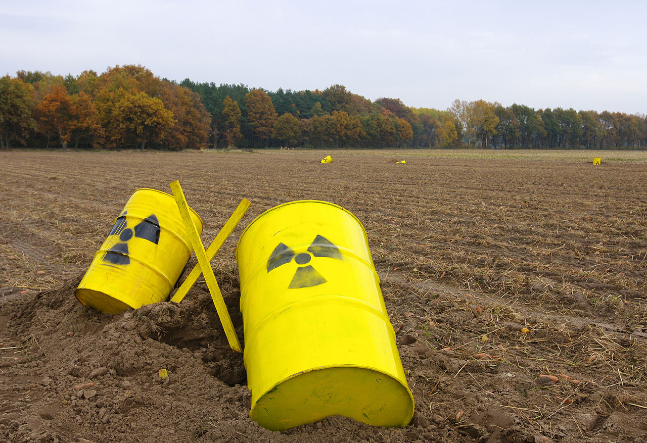 «БЕЛЛОНА» требует рассекретить контракт о ввозе в РФ урановых отходов из Германии