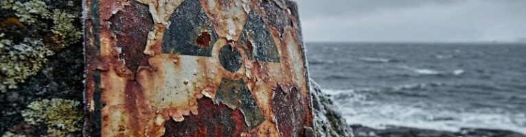 В Баренцевом море нашли неизвестное захоронение радиоактивных отходов