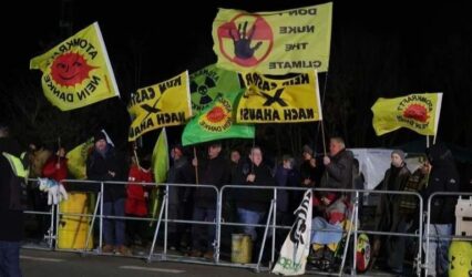 В Германии началась масштабная перевозка радиоактивных отходов 491375427047.jpg