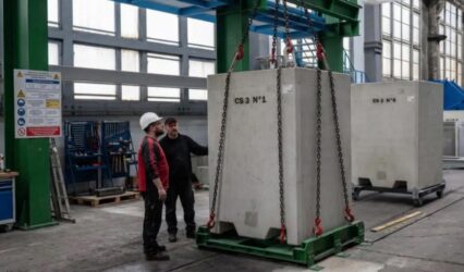 Франция оценила захоронение радиоактивных отходов в 33,3 млрд евро 503392875566_1200.jpg