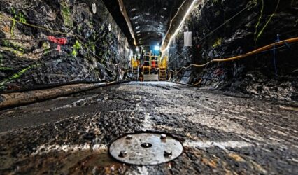 В Финляндии начали бурить первую скважину в хранилище ОЯТ «Онкало» 0c7e9fbf8e0b00696f0a0656ea6fbed9.jpg