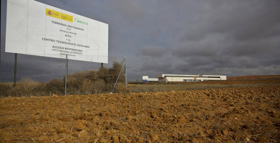 Испания приостанавливает строительство хранилища РАО